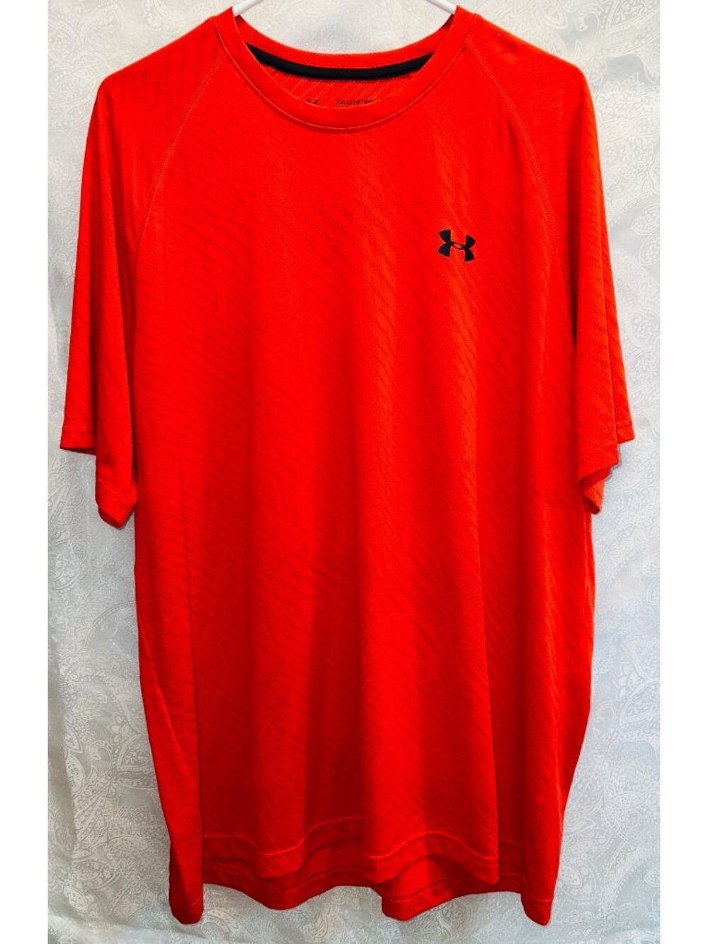 Under Armour Mens HeatGear Loose Fit Red-Orange Athletic T-Shirt 2XL